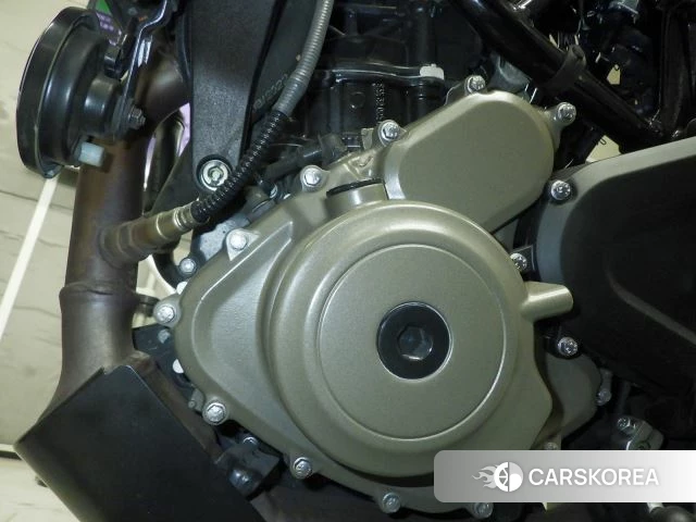 Engine photo