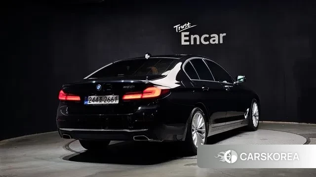 BMW 5 Series (G30) id 3022331 из Кореи 12