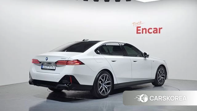 BMW 5 Series (G60) id 3896857 из Кореи 12