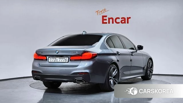 BMW 5 Series (G30) id 3925121 из Кореи 12