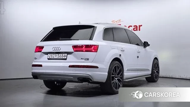 Audi Q7 (4M) id 3038963 из Кореи 12