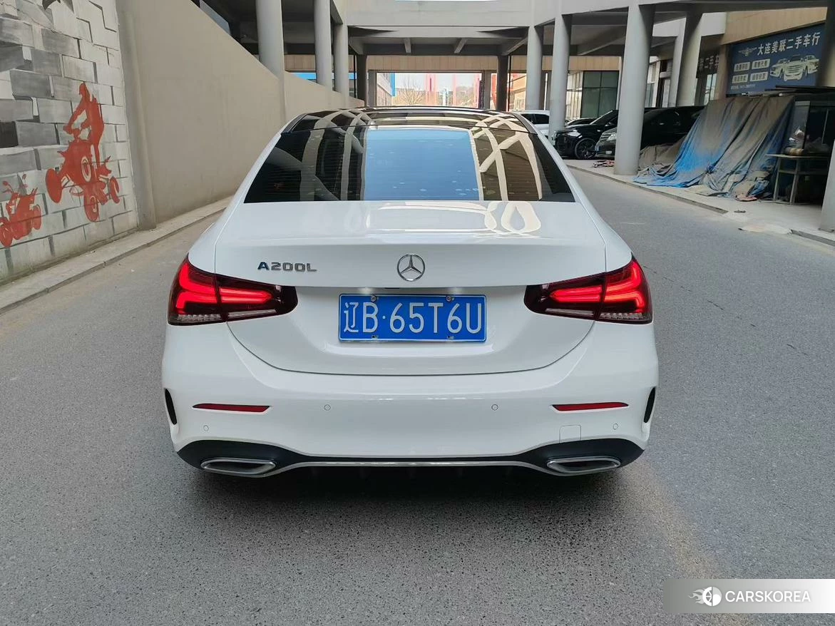 Mercedes-Benz Class A 2022 Белый из Китая, фото 4