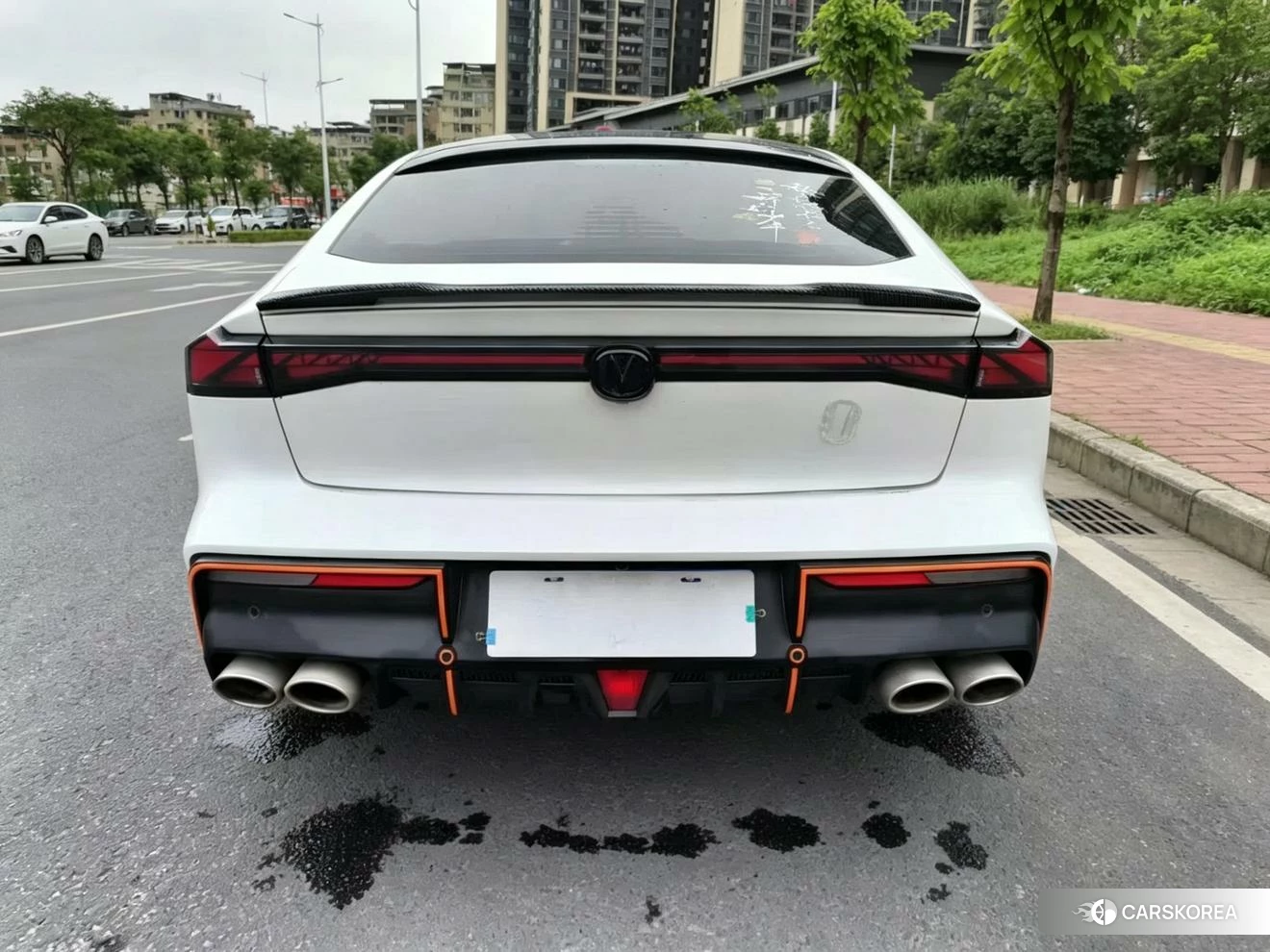 Chang'an UNI-V 2022 Белый из Китая, фото 2