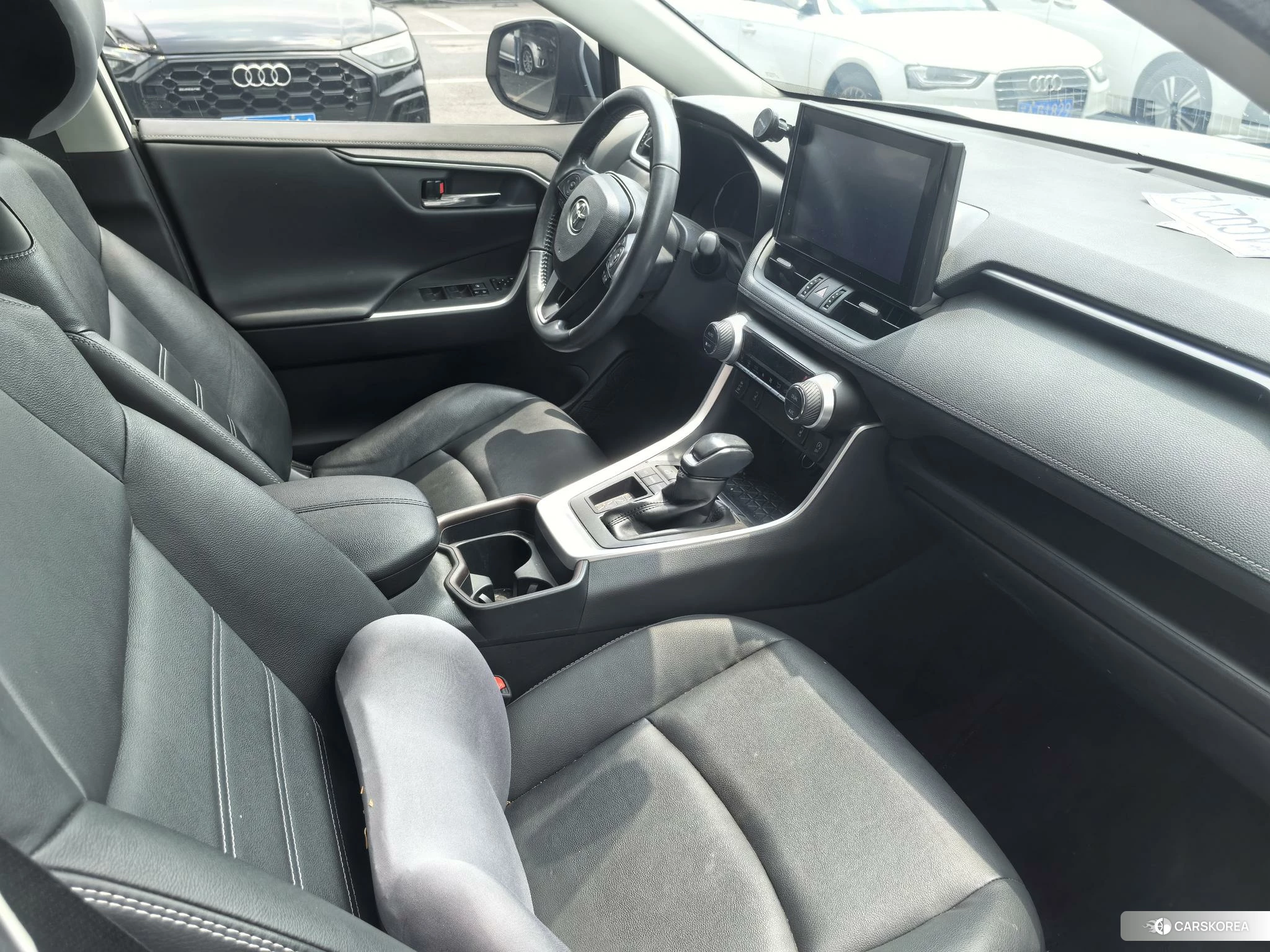 Toyota RAV4 Rongfang 2021 Белый из Китая, фото 4
