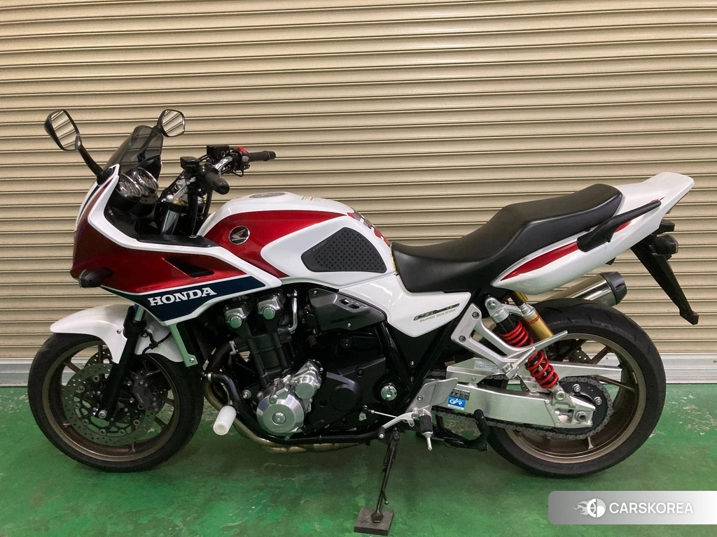Проданный Honda CB1300SF BOLDOR ABS 2014 из Японии
