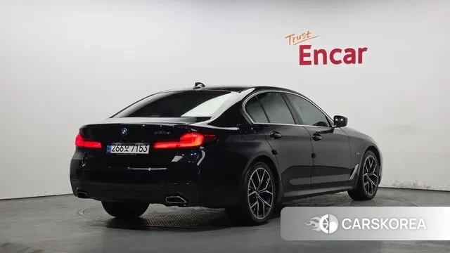 BMW 5 Series (G30) id 3675724 из Кореи 12