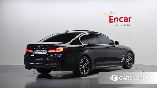 BMW 5 Series (G30) id 4415604 из Кореи 12