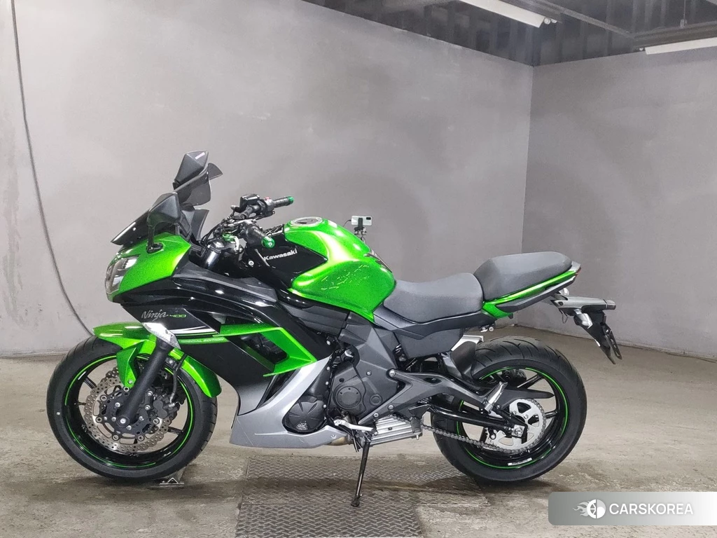 Проданный Kawasaki NINJA 400 2016 из Японии, фото 2