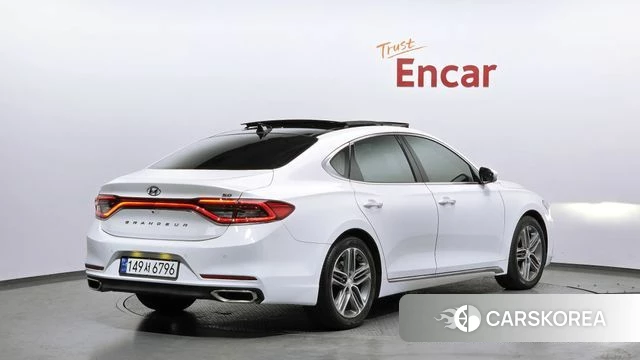 Hyundai Grandeur IG id 3924898 из Кореи 12