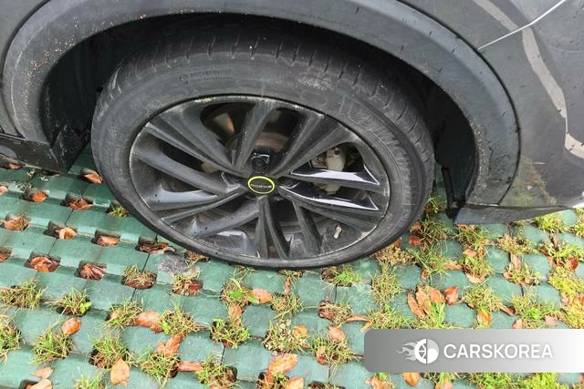 Roewe eRX5 id 4253797 из Китая 9