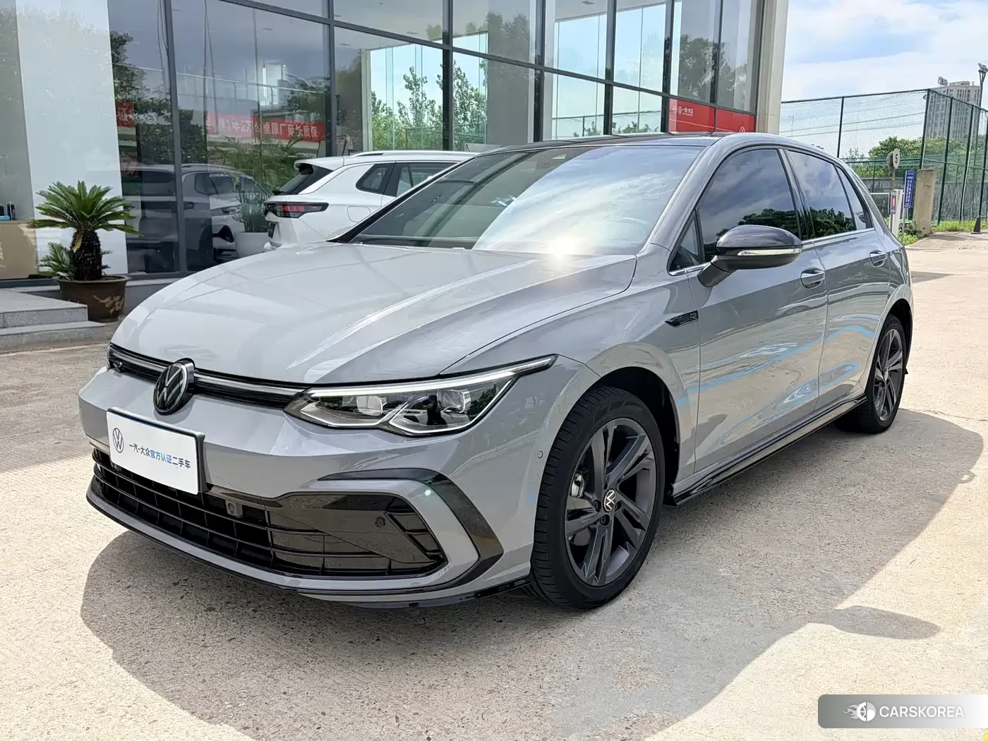Volkswagen Golf 2024 Silver/gray из Китая, фото 5