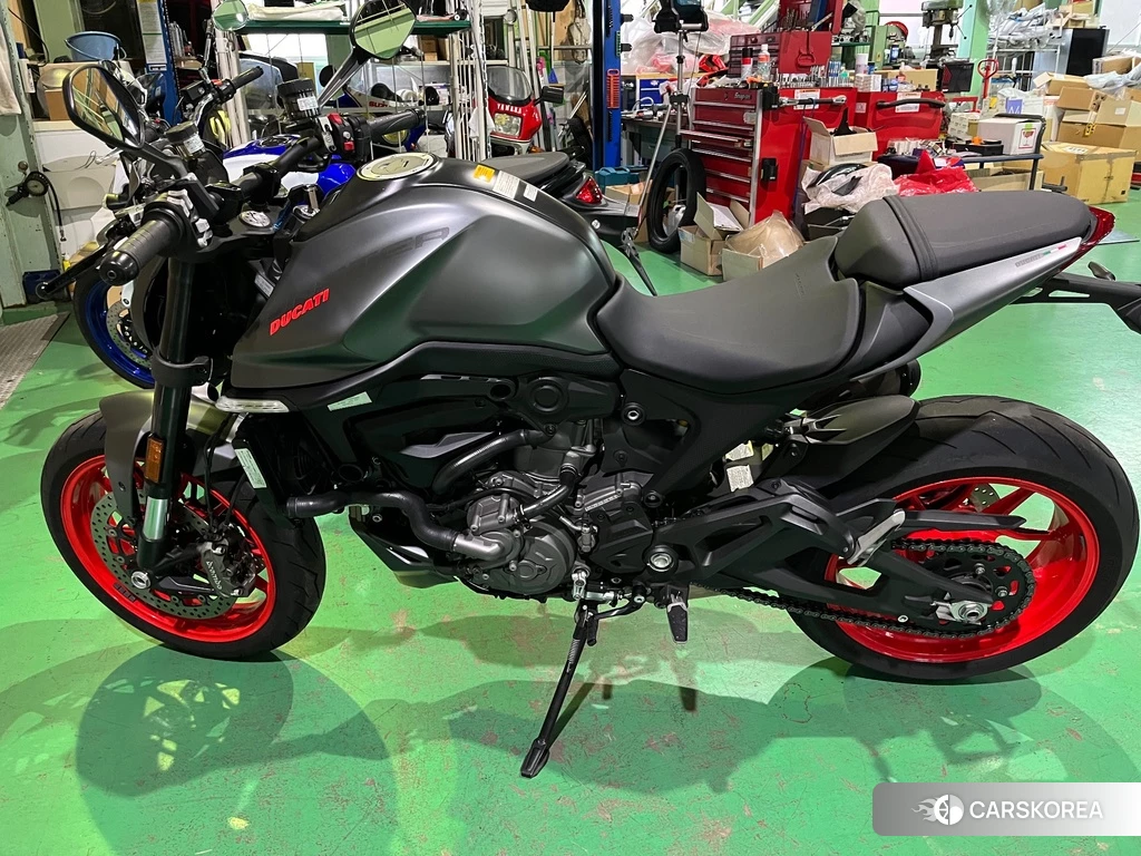 Проданный Ducati MONSTER 937 PLUS 2021 из Японии, фото 2