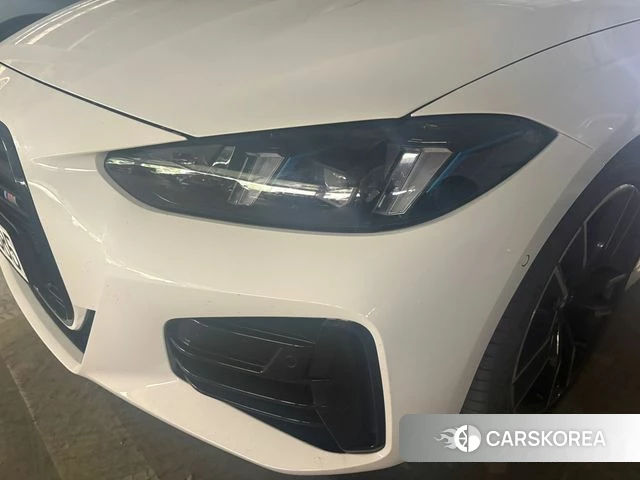 BMW 4 Series (G22) 2024 Белый из Кореи, фото 2