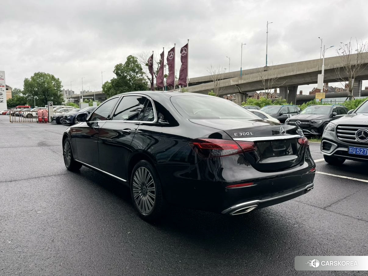 Mercedes-Benz E-class id 4492628 из Китая 7
