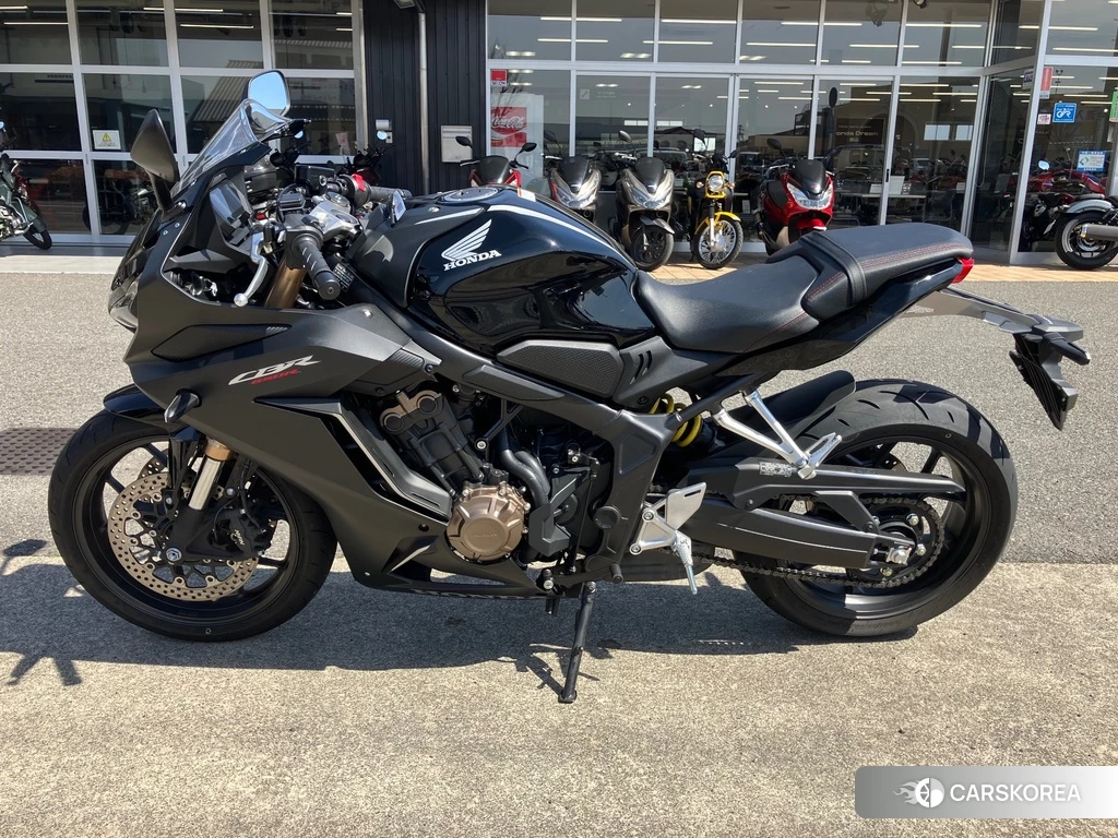 Проданный Honda CBR650R 2021 из Японии