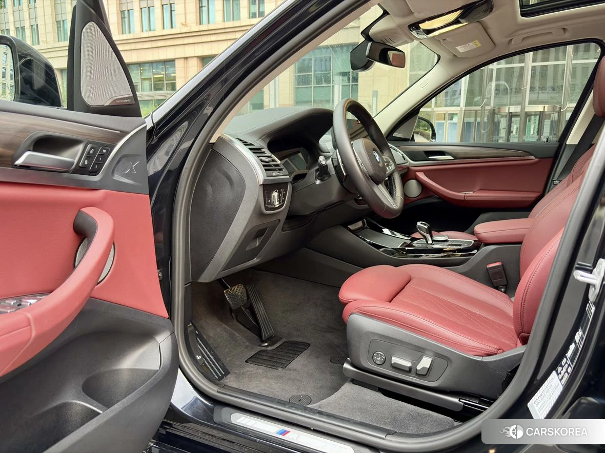 BMW X3 2023 Черный из Китая, фото 3