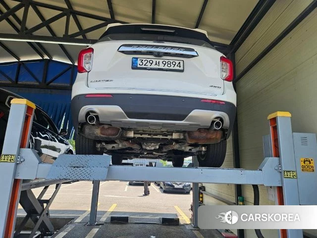 Ford Explorer 6th Generation 2021 Белый из Кореи, фото 2