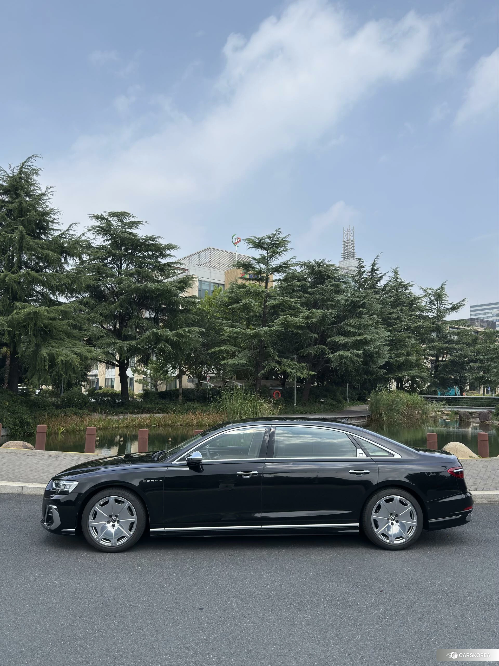 Audi A8 2022 Черный из Китая, фото 6