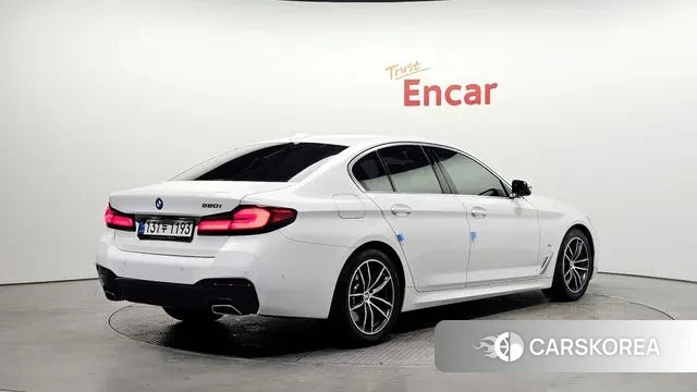 BMW 5 Series (G30) id 3591383 из Кореи 12