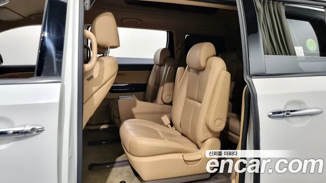 Kia The New Carnival id 2628268 из Кореи 12