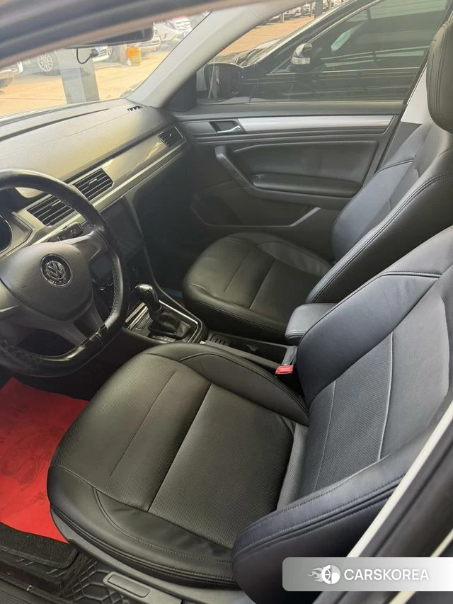 Volkswagen Bora 2021 Белый из Китая, фото 2
