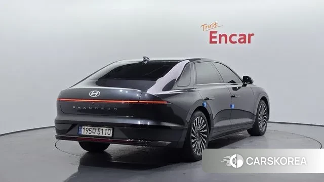 Hyundai Grandeur Hybrid (GN7) id 2930051 из Кореи 12