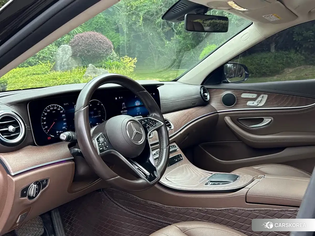 Mercedes-Benz E-Class 2022 Черный из Китая, фото 2