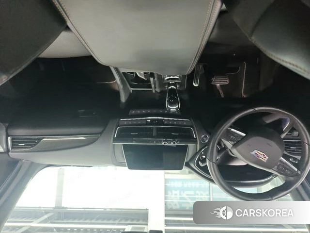 Cadillac CT5 id 4240808 из Китая 11