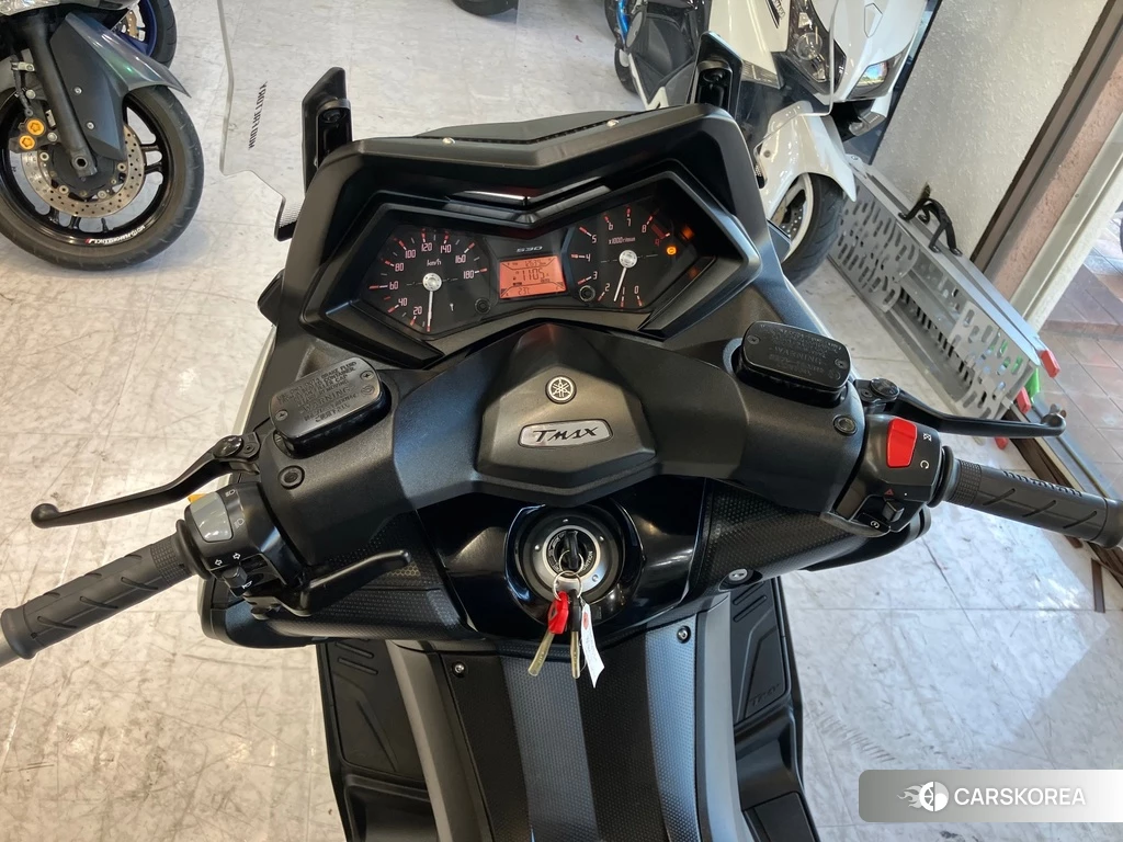 Проданный Yamaha T-MAX 530 2014 из Японии, фото 2