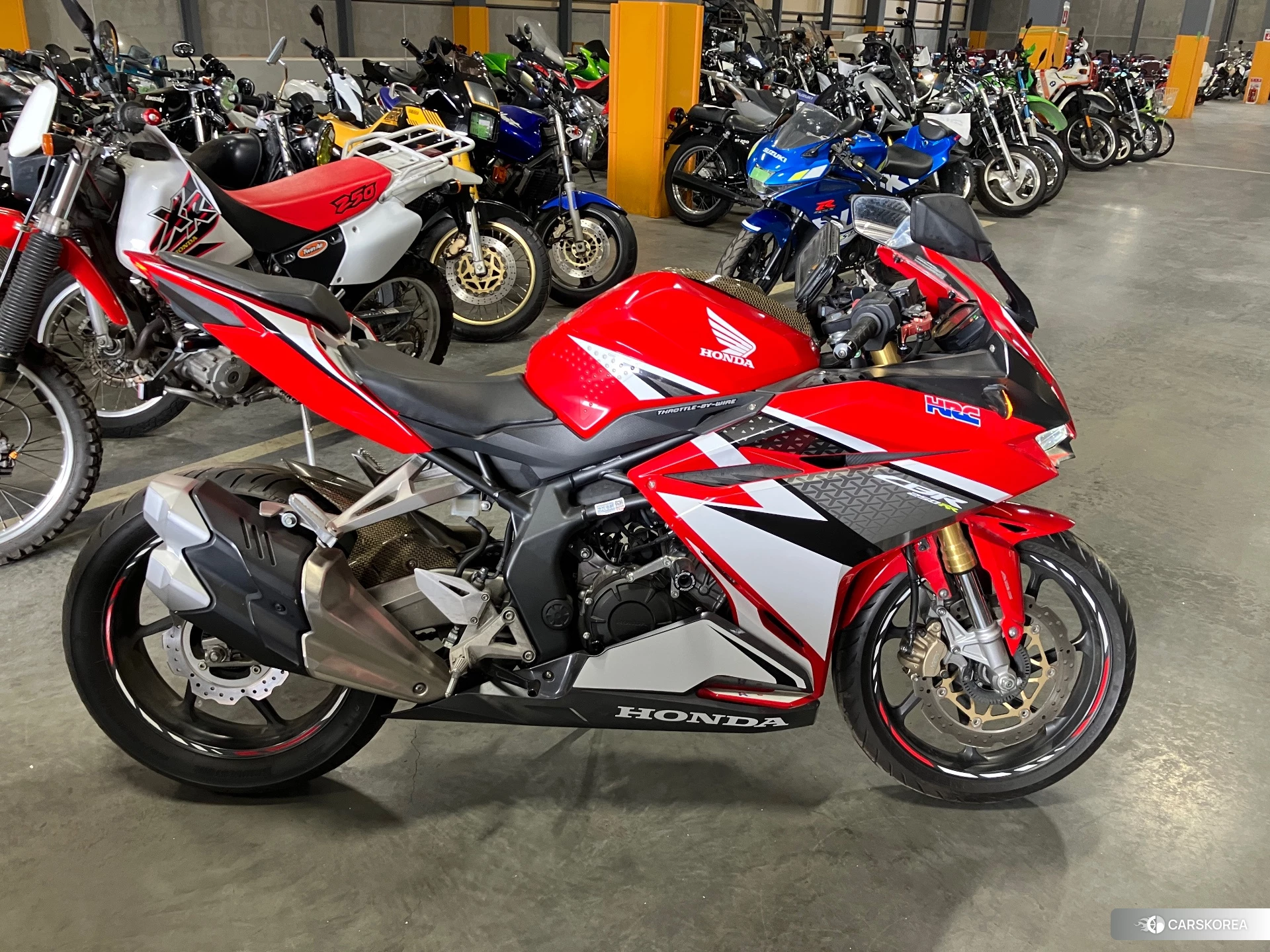 Проданный Honda CBR250RR ABS 2017 из Японии