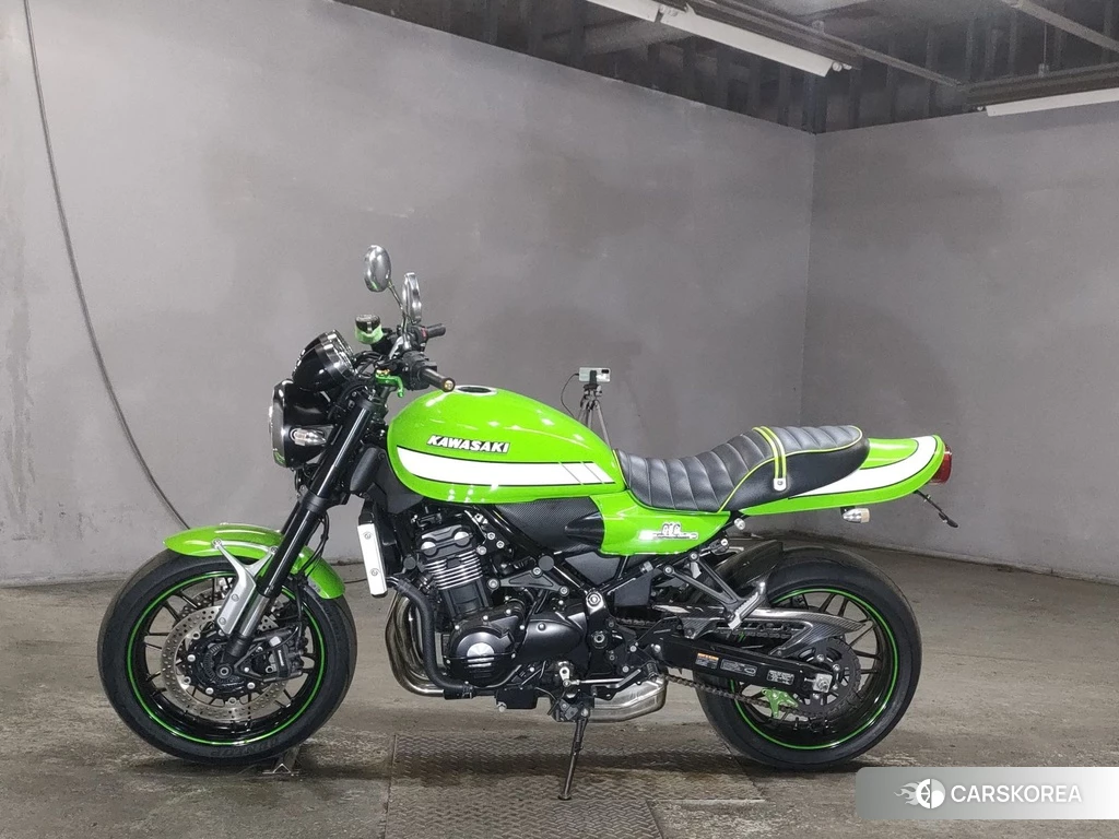 Проданный Kawasaki Z900RS 2018 из Японии