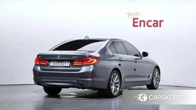 BMW 5 Series (G30) id 4737552 из Кореи 12