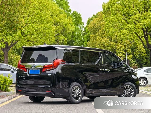 Toyota Elfa id 4209730 из Китая 10