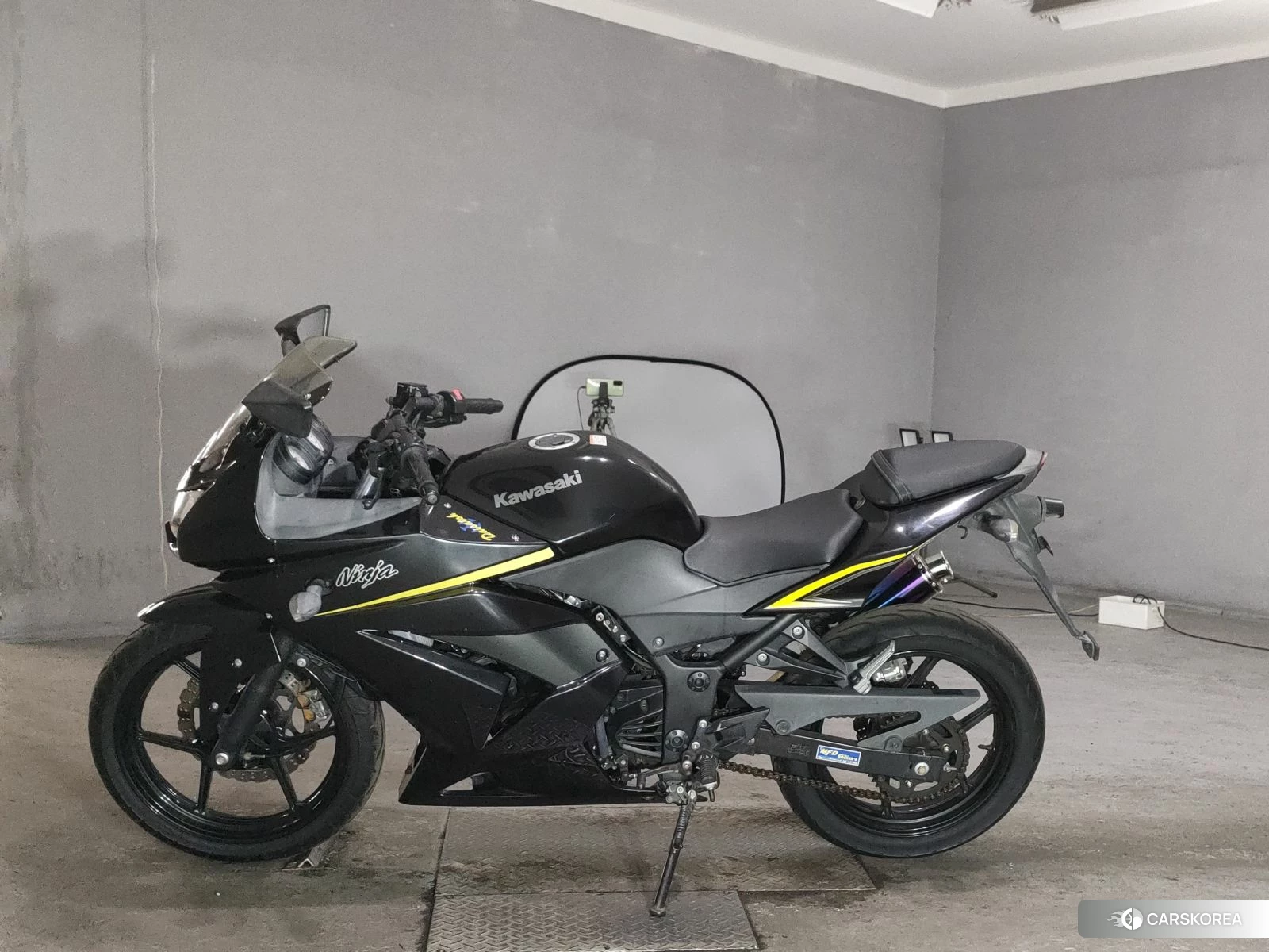 Kawasaki NINJA 250R 2012 из Японии, фото 2