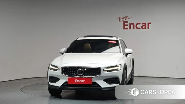 Volvo V60 Cross-Country 2nd Generation id 4194373 из Кореи 12