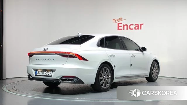Hyundai The New Grandeur IG Hybrid id 4671119 из Кореи 12