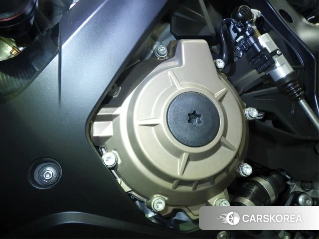 Engine photo