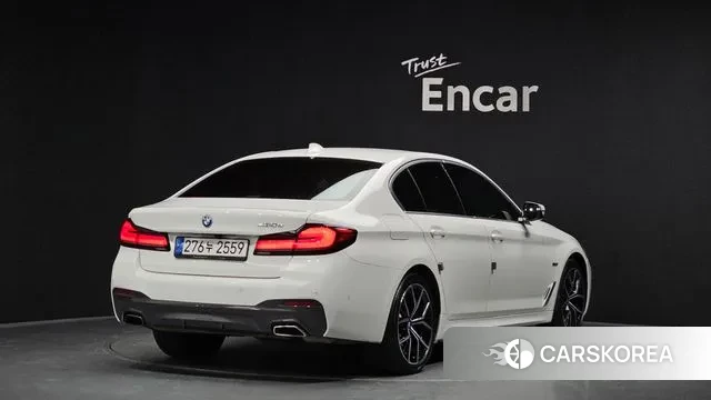 BMW 5 Series (G30) id 2884816 из Кореи 12