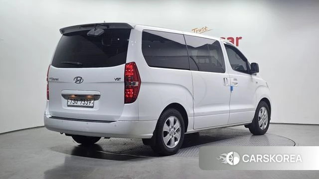 Hyundai The New Grand Starex id 3905663 из Кореи 12