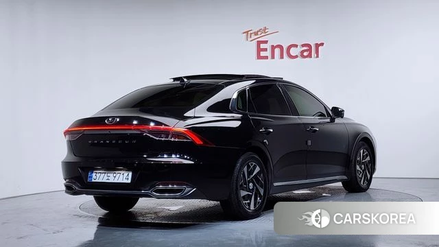 Hyundai The New Grandeur IG Hybrid id 4603597 из Кореи 12