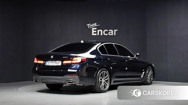BMW 5 Series (G30) id 4506866 из Кореи 12