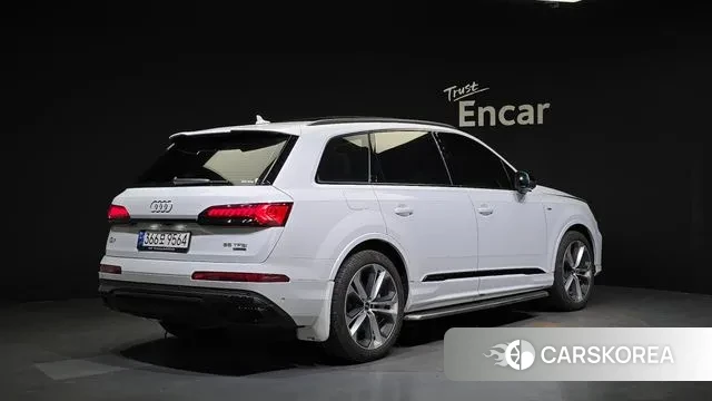 Audi Q7 (4M) id 2993602 из Кореи 12