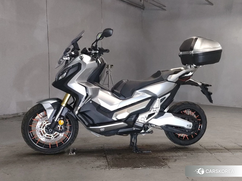 Проданный Honda X-ADV 750 2017 из Японии, фото 2