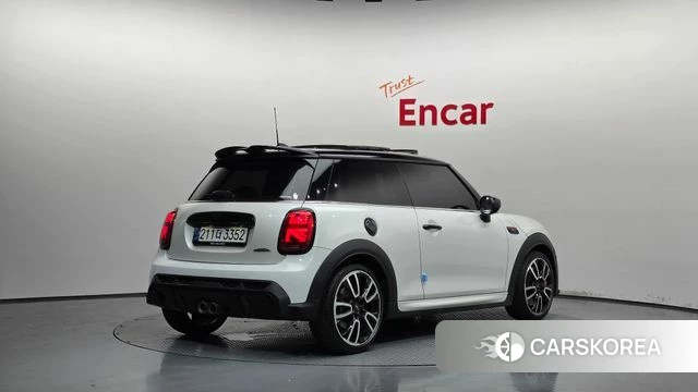 Mini Cooper S id 4692039 из Кореи 12