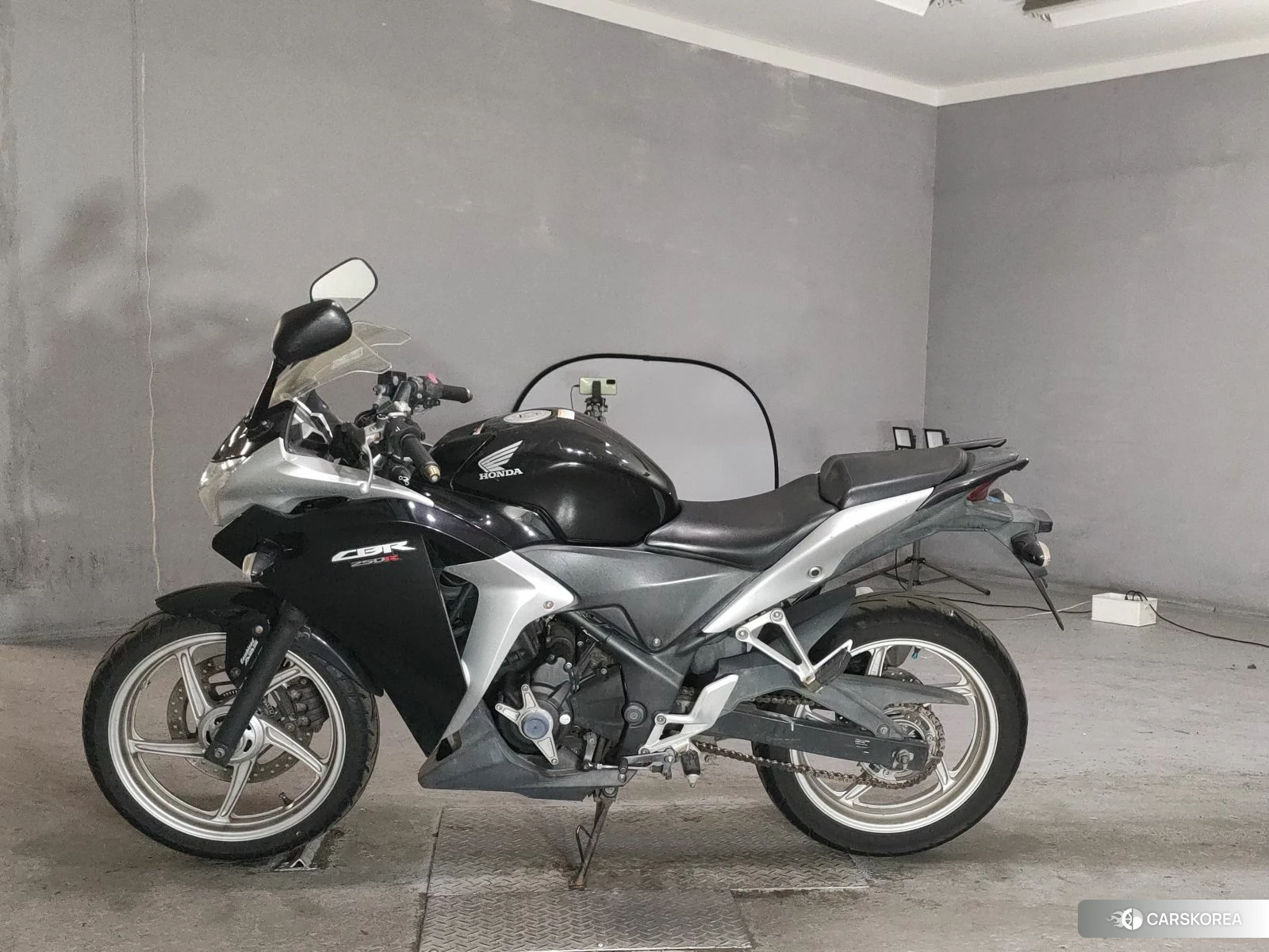 Проданный Honda CBR250R 2011 из Японии