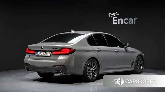 BMW 5 Series (G30) id 4735813 из Кореи 12