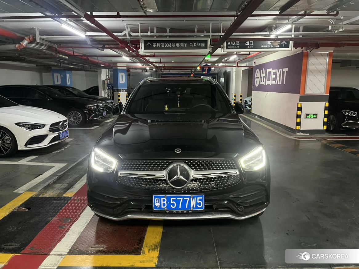 Mercedes-Benz GLC 2019 Черный из Китая, фото 2