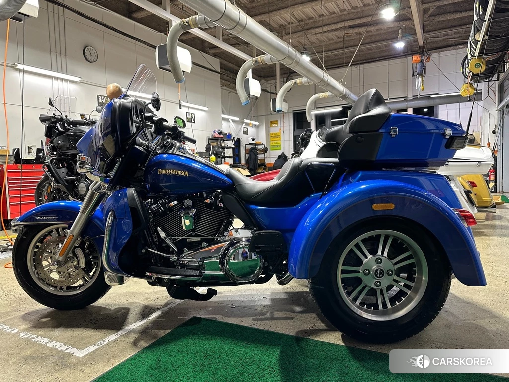 Проданный Harley-Davidson Electra Glide FLHTCU1740 2017 из Японии
