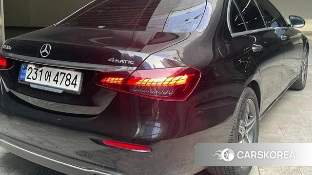 Mercedes-Benz E-Class W213 2021 Черный из Кореи, фото 2