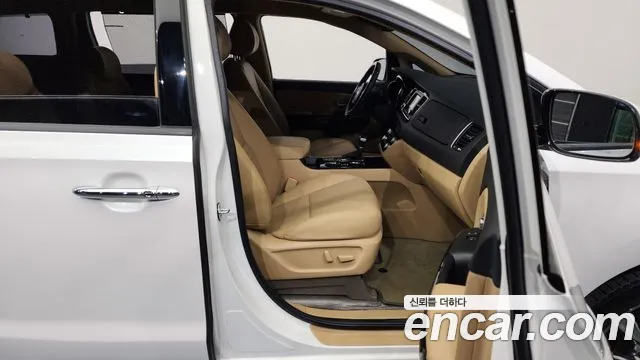 Kia The New Carnival id 2756885 из Кореи 12